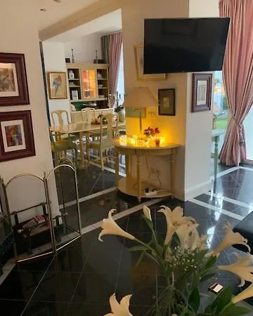 Bella Rosa Apartamento Binz